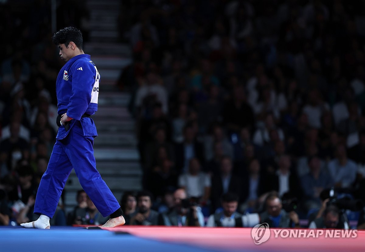 一个月内连斩马德里双雄，里尔是21世纪第五支做到的球队